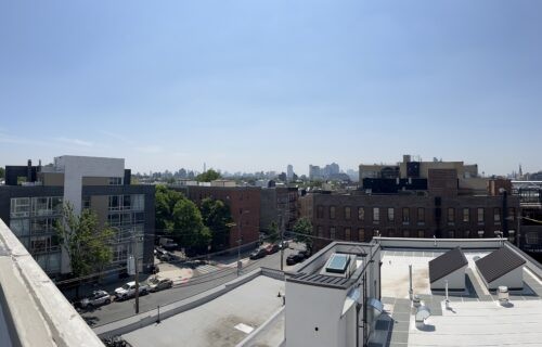 24,300 SF MANUFACTURING/OFFICE/RETAIL SPACE FOR SALE
