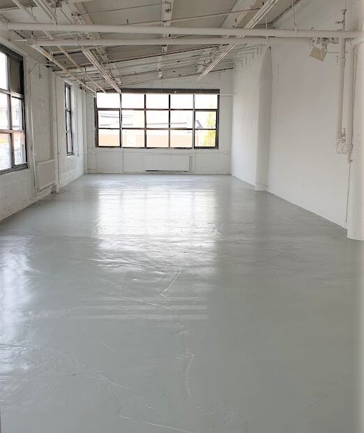 Prime Corner Loft Industrial Space w/ High Ceilings & Freight Elevator – LIC Court Sq