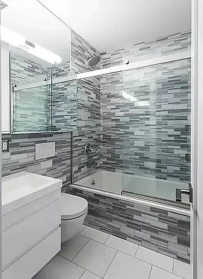 Amazing 3 Bedroom 2 baths beautiful apartment ~ washer and dryer in unit Queen size bedrooms