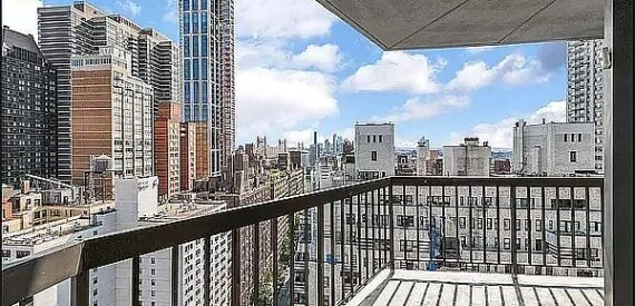 Amazing Luxury 4 bedroom 2.5 baths in a doorman building Prime Sutton Place No Fee