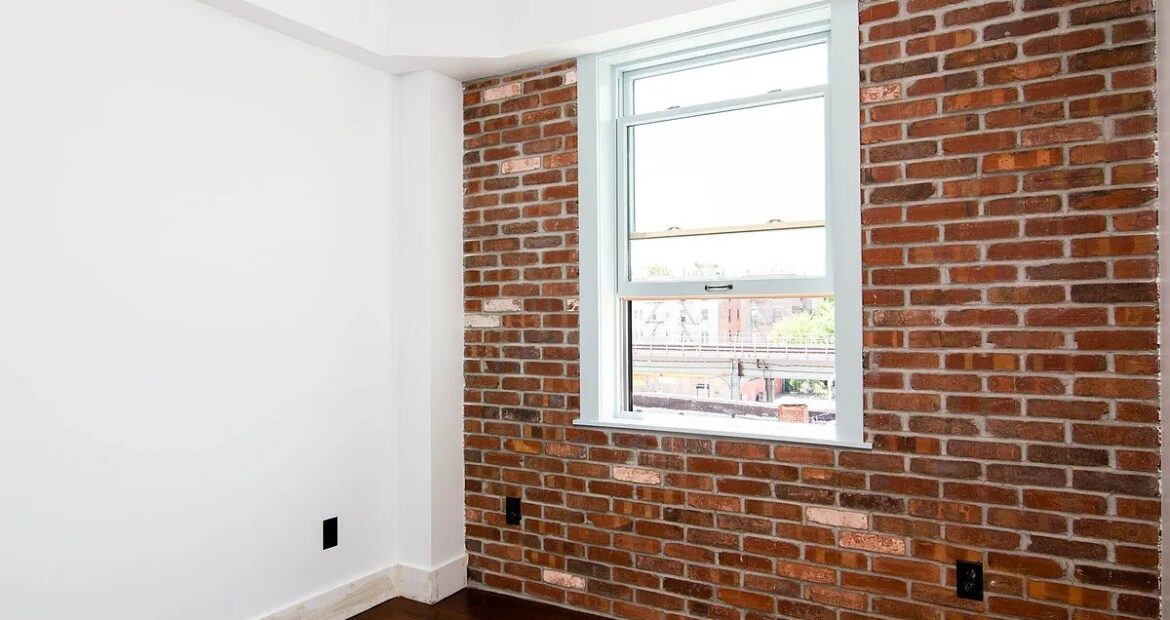 Modern 1BR Duplex in Crown Heights – Luxury, Light & Prime Amenities