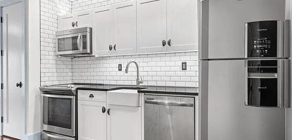 Modern 1BR Duplex in Crown Heights – Luxury, Light & Prime Amenities