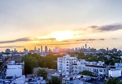 Modern 1BR Duplex in Crown Heights – Luxury, Light & Prime Amenities