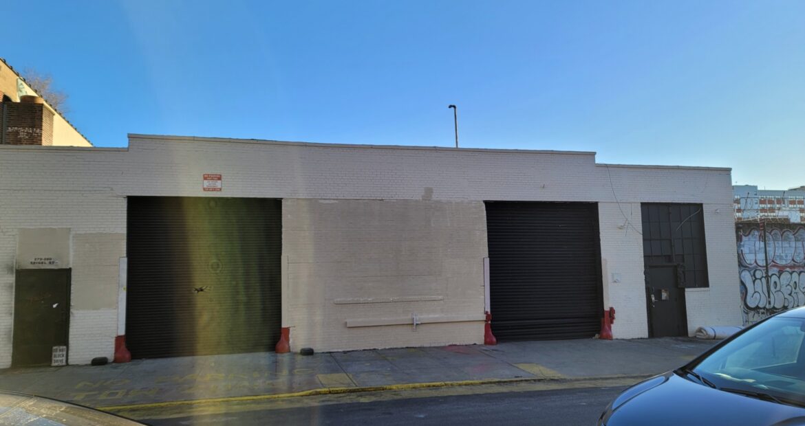 Spacious 3,500 Sq Ft Industrial Garage in Prime Bushwick Location 🚀