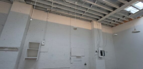 Spacious 3,500 Sq Ft Industrial Garage in Prime Bushwick Location 🚀