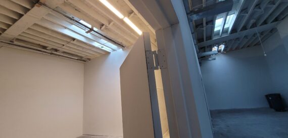 Spacious 3,500 Sq Ft Industrial Garage in Prime Bushwick Location 🚀