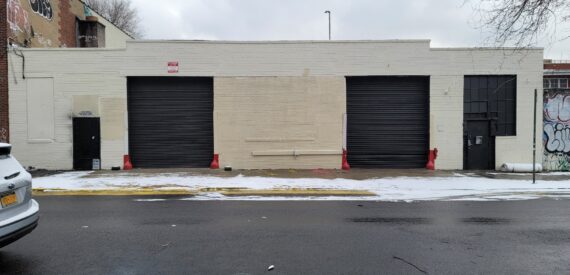 Spacious 3,500 Sq Ft Industrial Garage in Prime Bushwick Location 🚀
