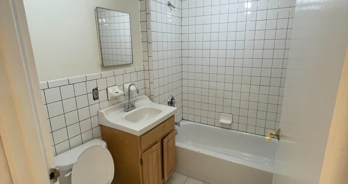 Exclusive 900 Sq Ft Furnished Bushwick Apartment – No Fees, Pets OK, Prime Location