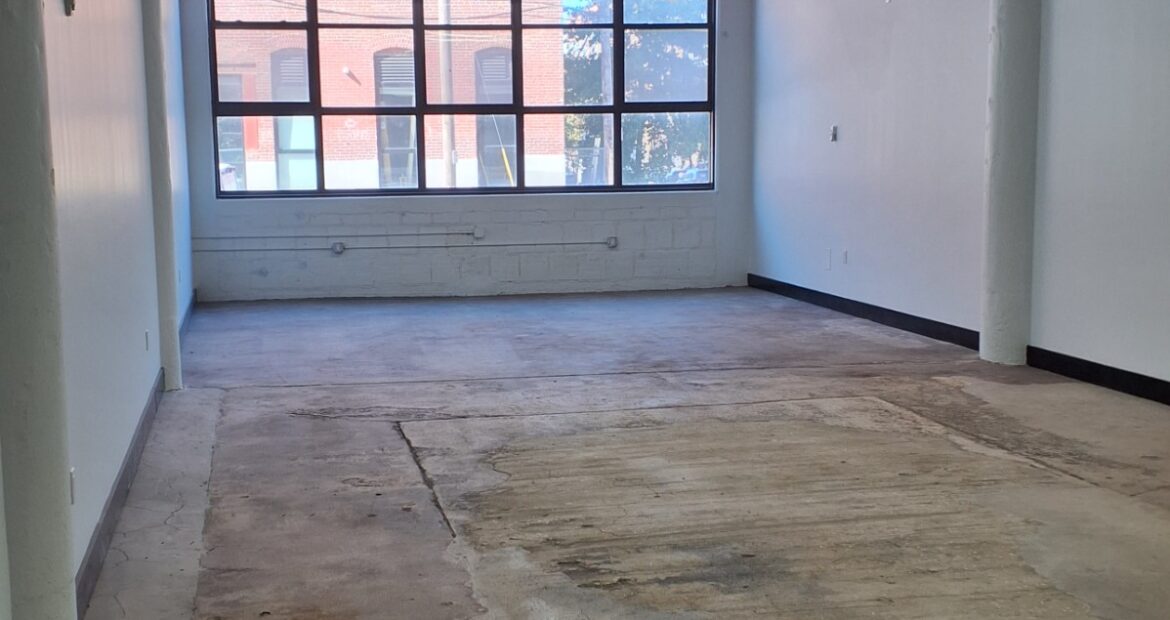 Expansive 1,500 Sq Ft Bushwick Loft with 20’ Ceilings – Flexible Commercial Space