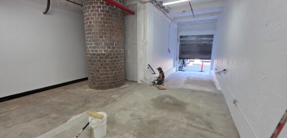 Spacious Industrial Loft Office for Lease in Williamsburg, Brooklyn – 2,200 Sq Ft