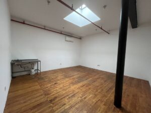 Spacious Skylight Retail Loft in Bushwick – Customizable, Prime Location, $1,100/mo