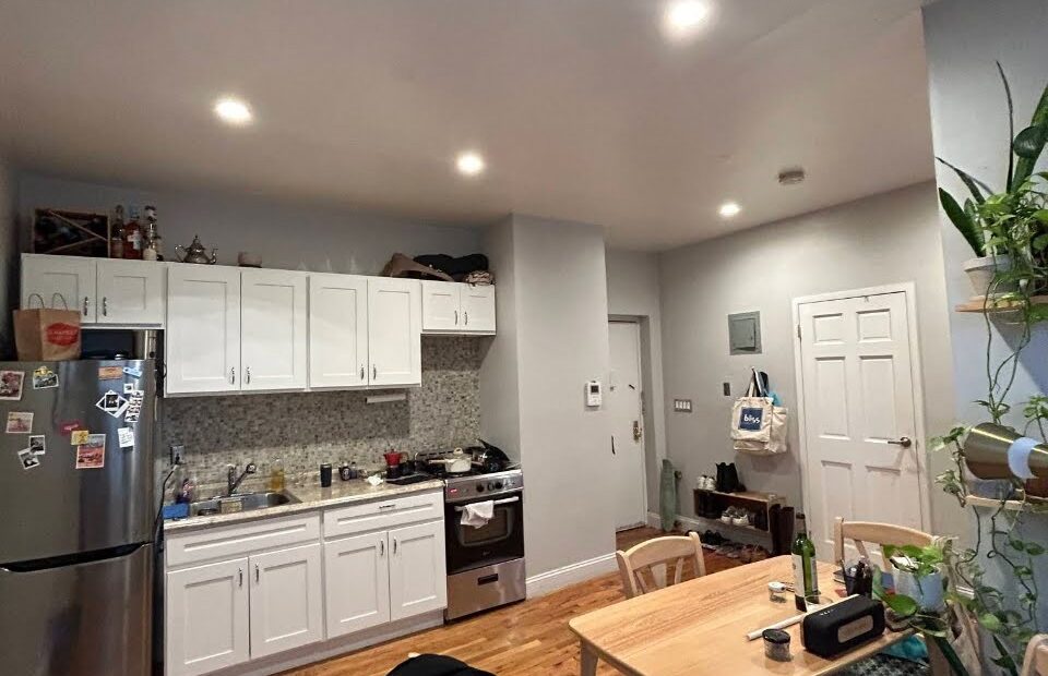 Spacious 2BR Apartment in Bushwick – Furnished, Pet-Friendly, No Broker Fee!