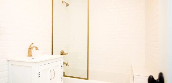 Modern 1BR Duplex in Crown Heights – Luxury, Light & Prime Amenities
