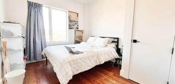 XL Penthouse w/ Gym, Rooftop, Parking & Prospect Park Access – Little Caribbean