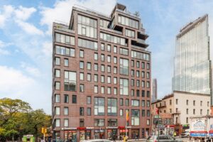24 4th Ave: For Sale Retail Condo