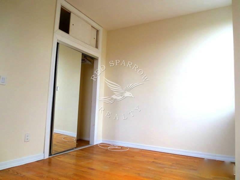 Amazing 2 bed on East 3rd St in the East Village