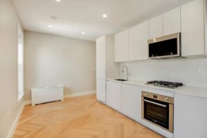 Modern 2-Bed Park Slope Gem—Prime Location, Pet Friendly, No Broker Fee!