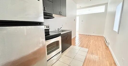 Modern 2BR Bushwick Apartment—Laundry, Pet Friendly, Steps to L & M Trains!
