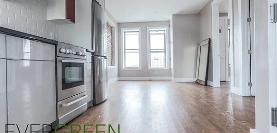 Spacious 3-Bedroom w/ City Views & Roof Deck in Prime Bushwick/East Williamsburg