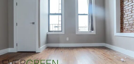 Spacious 3-Bedroom w/ City Views & Roof Deck in Prime Bushwick/East Williamsburg