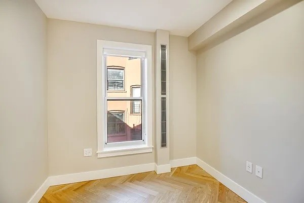 Modern 2-Bed Park Slope Gem—Prime Location, Pet Friendly, No Broker Fee!