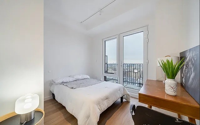 Botanica at 931 Carroll St: Luxury 1BR w/ Balcony, Gym, Rooftop, Near Prospect Park