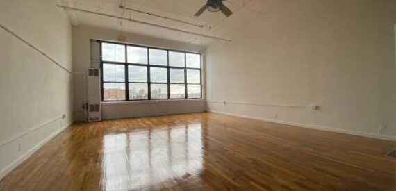 Beautiful large commercial loft with private bathroom.