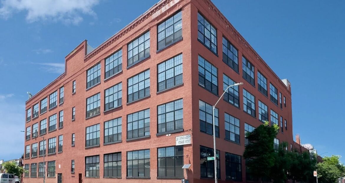 MULTIPLE COMMERCIAL SPACES AVAILABLE IN EAST WILLIAMSBURG BUSHWICK