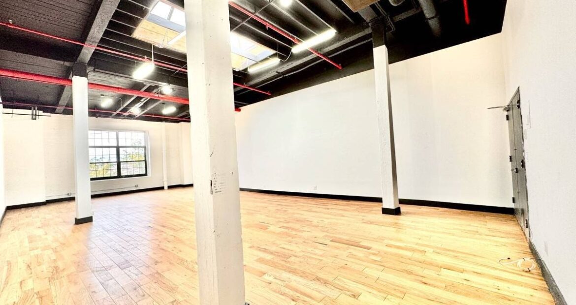 Expansive Industrial Loft Office in Trendy East Williamsburg – 1,100 Sq Ft, Customizable