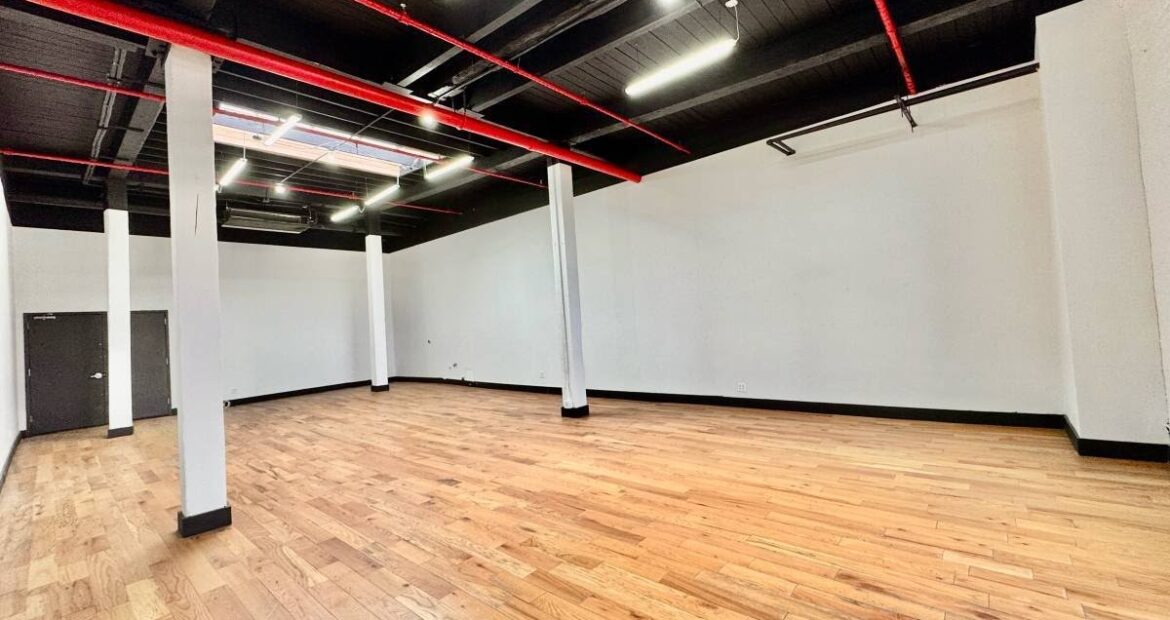 Expansive Industrial Loft Office in Trendy East Williamsburg – 1,100 Sq Ft, Customizable