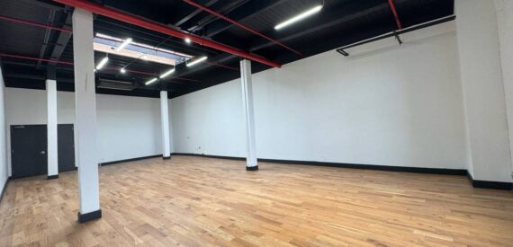 Expansive Industrial Loft Office in Trendy East Williamsburg – 1,100 Sq Ft, Customizable