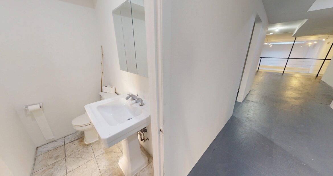 76 Wooster Street – 2nd Floor Duplex Penthouse