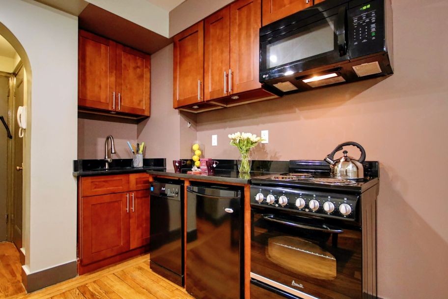 Amazing open layout on Waverly Place in Greenwich Village