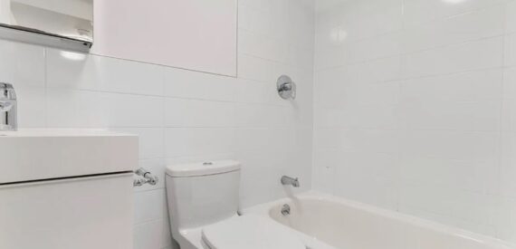 Amazing 2 bed on East 22nd Street in Gramercy Park