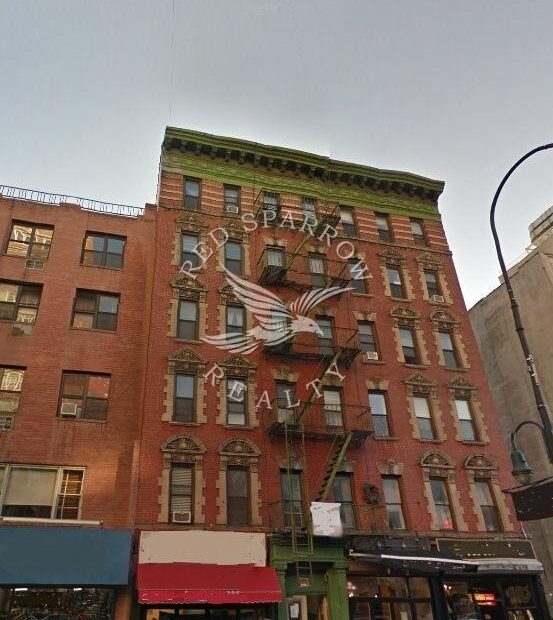 Amazing 1 bed on East 14th Street in the East Village