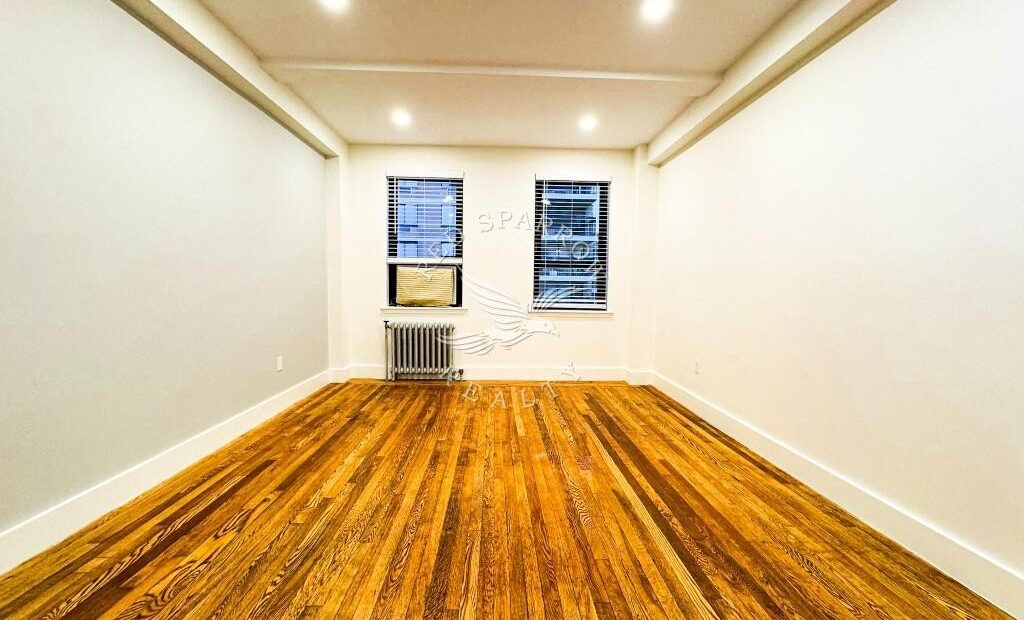 Amazing open layout on Waverly Place in Greenwich Village
