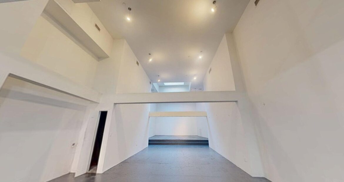 76 Wooster Street – 2nd Floor Duplex Penthouse