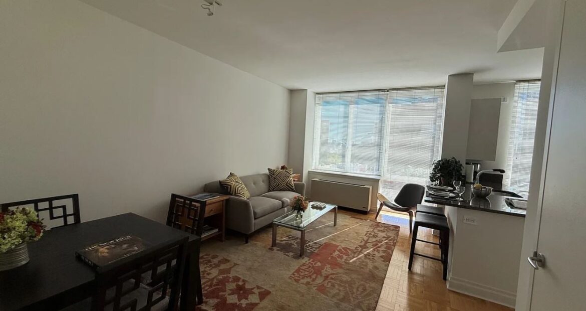 Amazing 1 bed on Lexington Avenue in Carnegie Hill