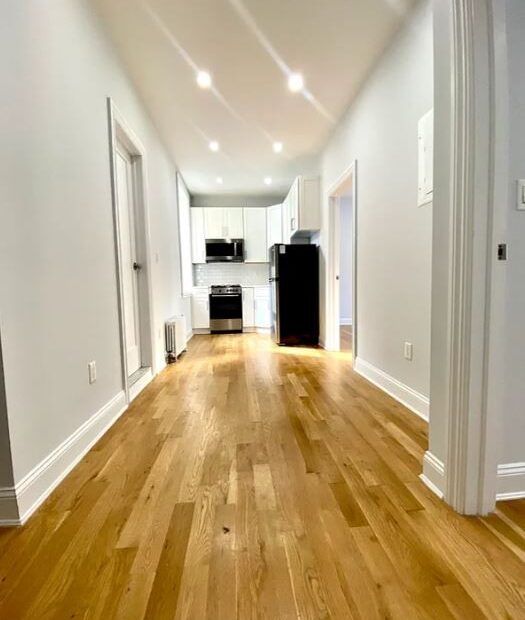 Amazing 2 bed on East 78th Street in Lenox Hill