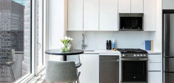 Amazing open layout on East 54th Street in Sutton Place