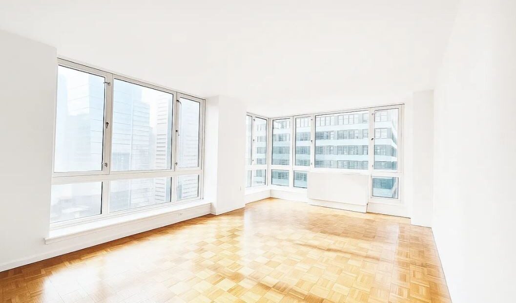 Amazing 1 bed on West 43rd Street in Hell’s Kitchen
