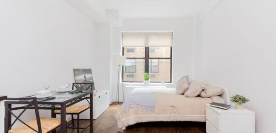 Amazing open layout on West 91st Street in Upper West Side