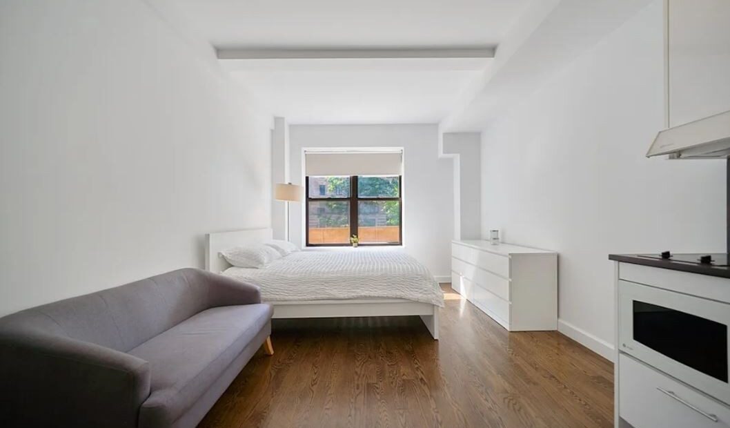 Amazing open layout on West 91st Street in Upper West Side