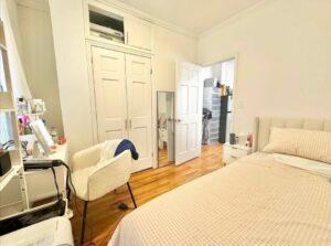 Amazing 1 bed on 9th Avenue in Chelsea
