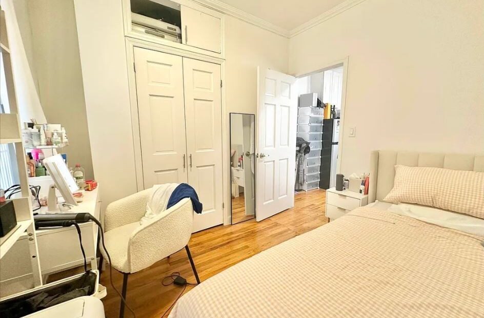 Amazing 1 bed on 9th Avenue in Chelsea