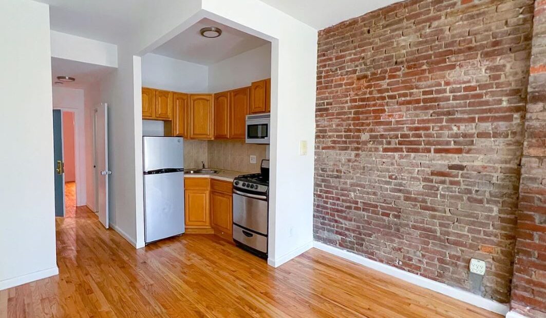 Amazing 1 bed on 9th Avenue in Hell’s Kitchen