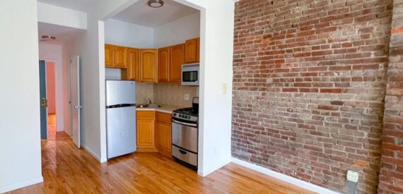 Amazing 1 bed on 9th Avenue in Hell’s Kitchen