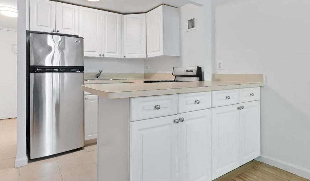 Amazing open layout on East 22nd Street in Gramercy Park