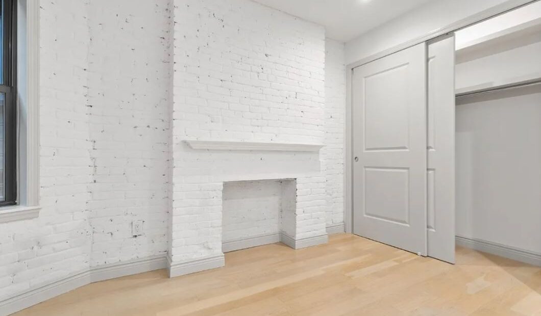 Amazing 4 beds/ 2 baths on Clinton Street in Lower East Side