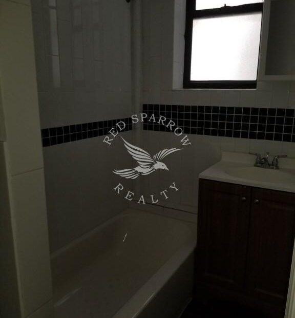 Renovated 1 bed on Tiemann Place in Morningside Heights